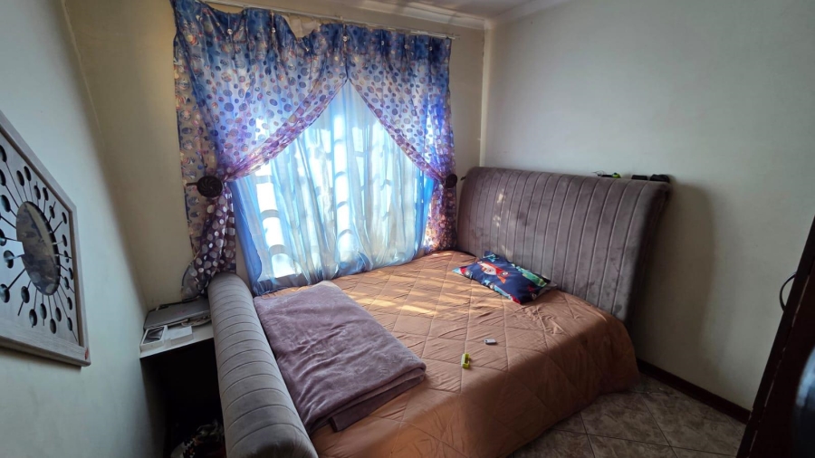 3 Bedroom Property for Sale in Vista Park Free State